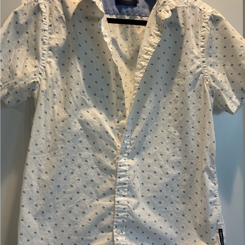 Stylish Patterned Button-Up Shirts - image 7